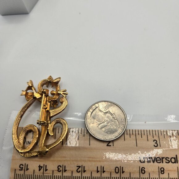VTG Brooch Cat Lover GoldTone Sitting Cute Whimsy Gift Ladies Mom Girlfriend Pin - Picture 7 of 11